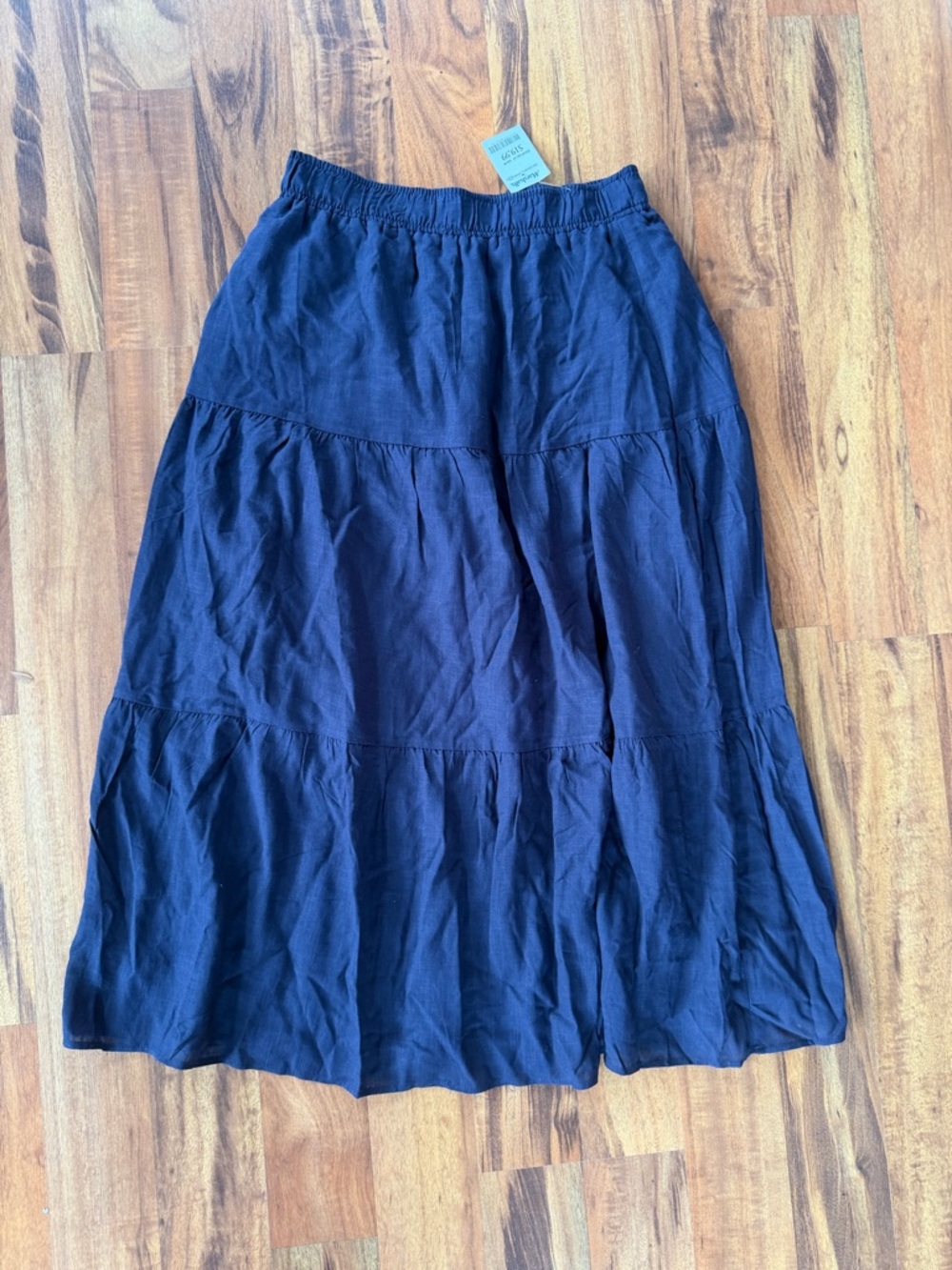 Women’s Navy Skirt – NWT